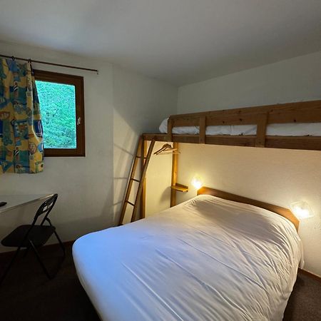Symp'Hotel Nivolas-Vermelle Exteriér fotografie